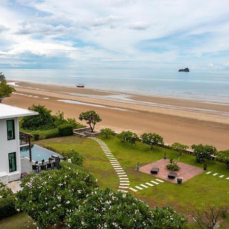 Beachfront Modern 4 Bedroom Pool Villa - Rv Huahin Kültér fotó