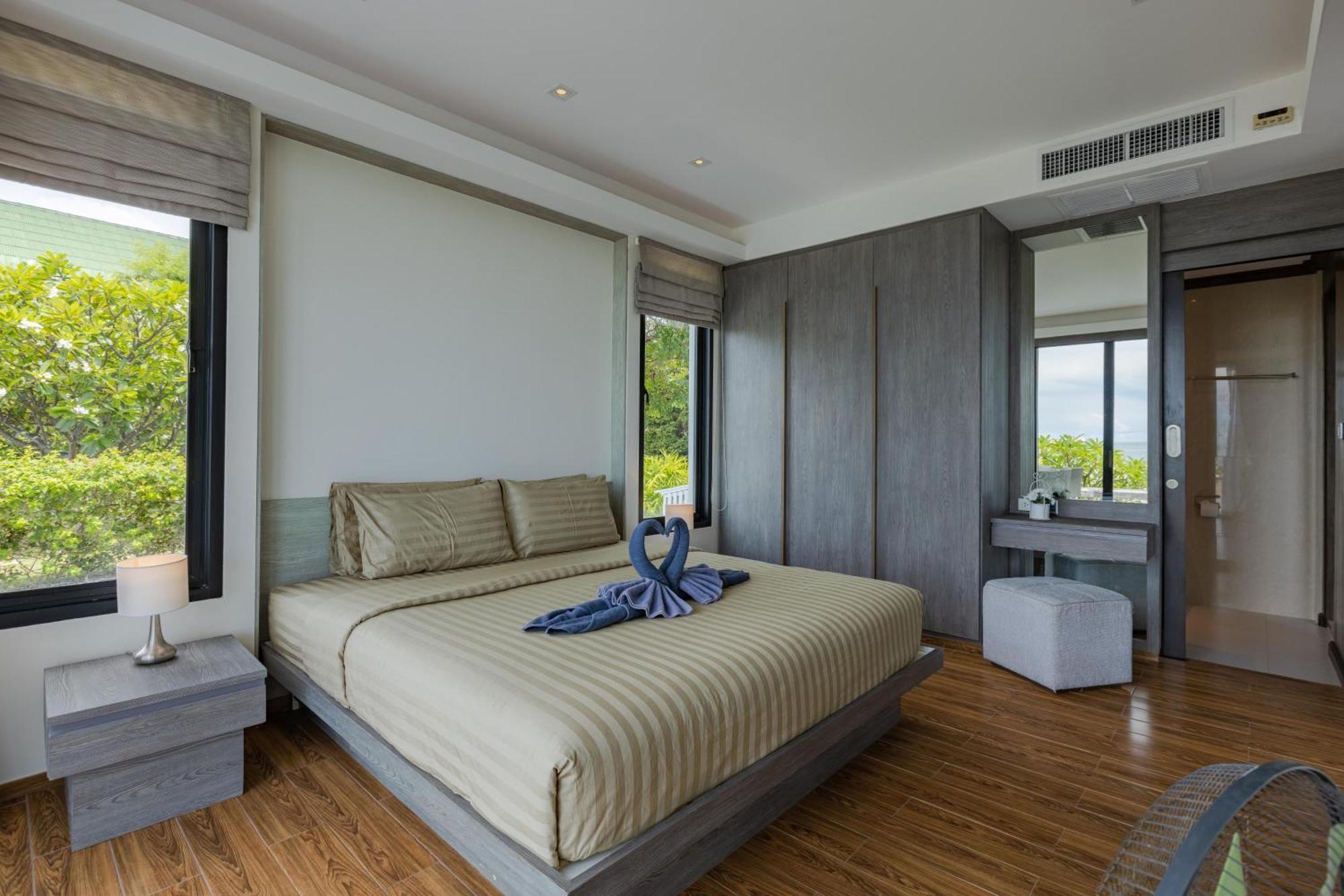 Beachfront Modern 4 Bedroom Pool Villa - Rv Huahin Kültér fotó